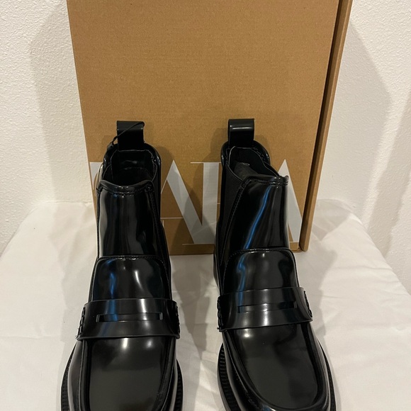 Womens ZARA loafers New with tags sizes 7 1/2 run large LEATHER - Picture 3 of 8